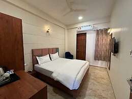 Acuotel Inn Minakshi