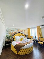 Diamond Hotel