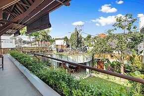 Ombak Villa by Kozystay - Canggu