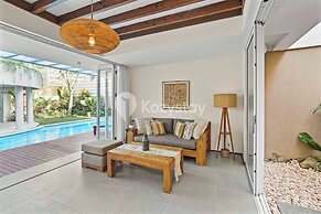 Ombak Villa by Kozystay - Canggu