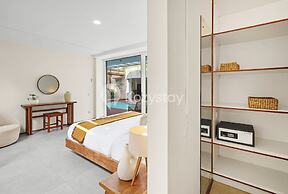 Ombak Villa by Kozystay - Canggu