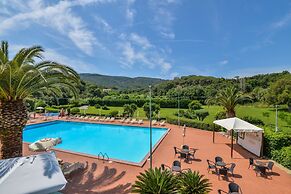 Residence in Capoliveri just 200 mt from the beach