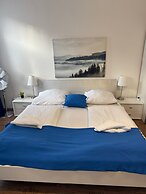Smart 2BR Apt 10 Min from Westbahnhof