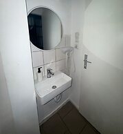 Smart 2BR Apt 10 Min from Westbahnhof