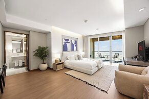 Snug Studio in Dubai Mall Steps From Burj Khalifa