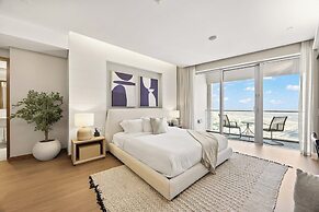 Snug Studio in Dubai Mall Steps From Burj Khalifa