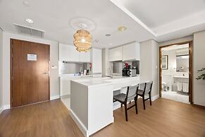 Snug Studio in Dubai Mall Steps From Burj Khalifa