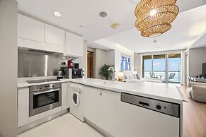 Snug Studio in Dubai Mall Steps From Burj Khalifa