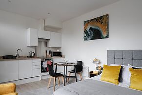 Prescott Court by Guestz