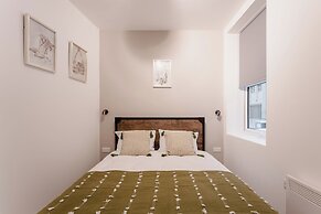 Prescott Court by Guestz