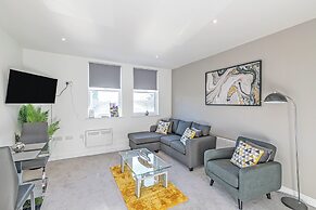 Prescott Court by Guestz