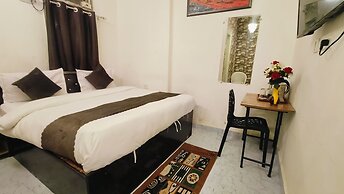Roomshala Hotel Mannat