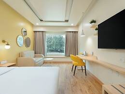 Bloom Hotel - M Block GK2