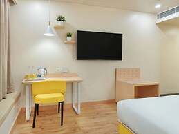 Bloom Hotel - M Block GK2