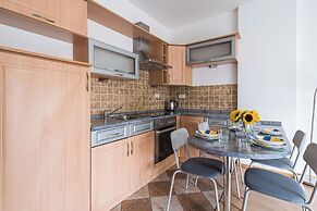 Imperial Apartments - Baltica I