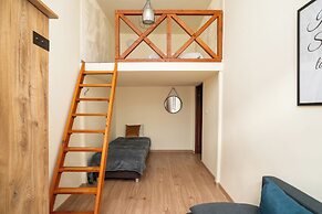 AS HOME Ofiar Oświęcimskich