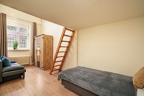 AS HOME Ofiar Oświęcimskich
