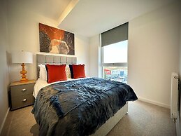 Coates House by Guestz