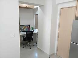 Depa con Cocina Sala Comedor y Alberca