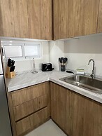 Depa con Cocina Sala Comedor y Alberca