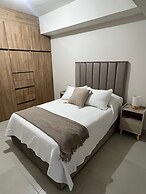 Depa con Cocina Sala Comedor y Alberca