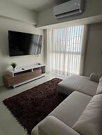 Depa con Cocina Sala Comedor y Alberca