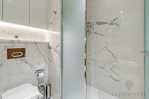 GLOBALSTAY Azizi Riviera 67