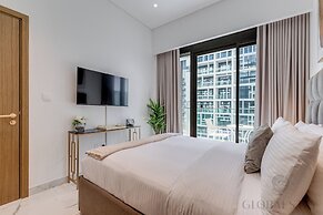GLOBALSTAY Azizi Riviera 67