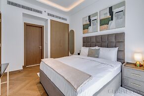 GLOBALSTAY Azizi Riviera 67