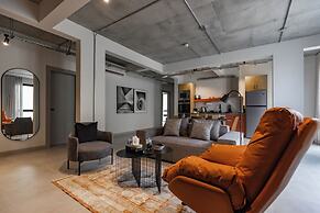 C LIVING 3 - ALMALQA