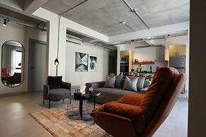 C LIVING 3 - ALMALQA