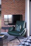 C LIVING 3 - ALMALQA