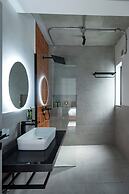 C LIVING 3 - ALMALQA