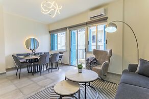 Cove - 2Br Apt W Balcony in Mar Mikhael