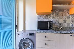 Cove - 2Br Apt W Balcony in Mar Mikhael