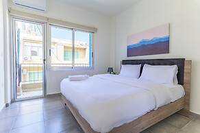 Cove - 2Br Apt W Balcony in Mar Mikhael