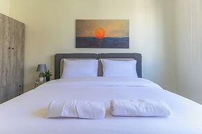 Cove - 2Br Apt W Balcony in Mar Mikhael
