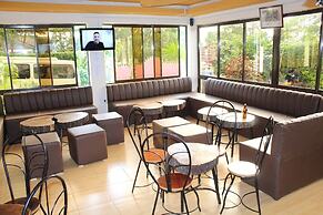 ENZOGU GARDENS RESIDENCY HOTEL