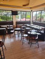 ENZOGU GARDENS RESIDENCY HOTEL
