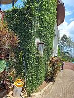 ENZOGU GARDENS RESIDENCY HOTEL