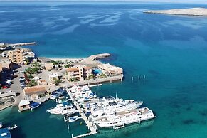 Club Hotel Cantamar Beach & Marina