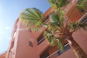 Club Hotel Cantamar Beach & Marina