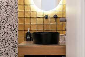 Elysia  - 2-Br Apt & Balcony in Athens