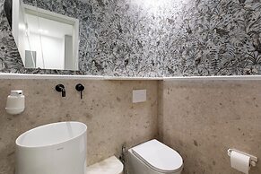 Elysia  - 2-Br Apt & Balcony in Athens