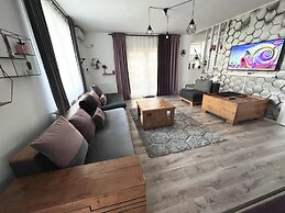 Villagrey Residence Tunari