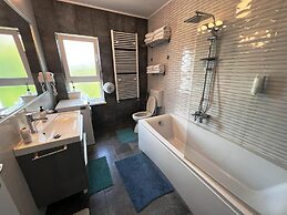 Villagrey Residence Tunari
