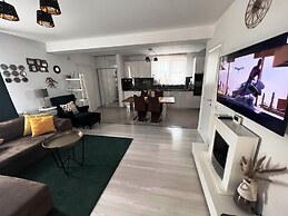 Villagrey Residence Tunari