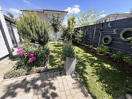 Villagrey Residence Tunari