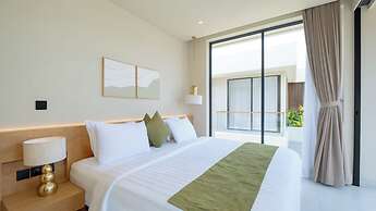 Loona Palm Villas Seseh