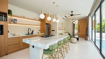 Loona Palm Villas Seseh